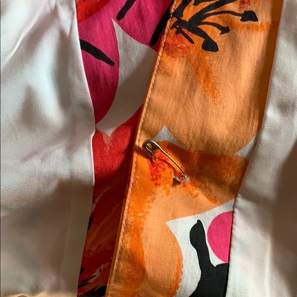 Becky & Max floral skirt - Picture 9 of 9